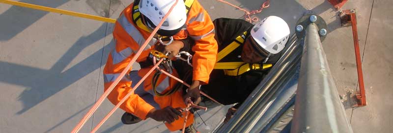 Formation travail en hauteur sur pylône, secours